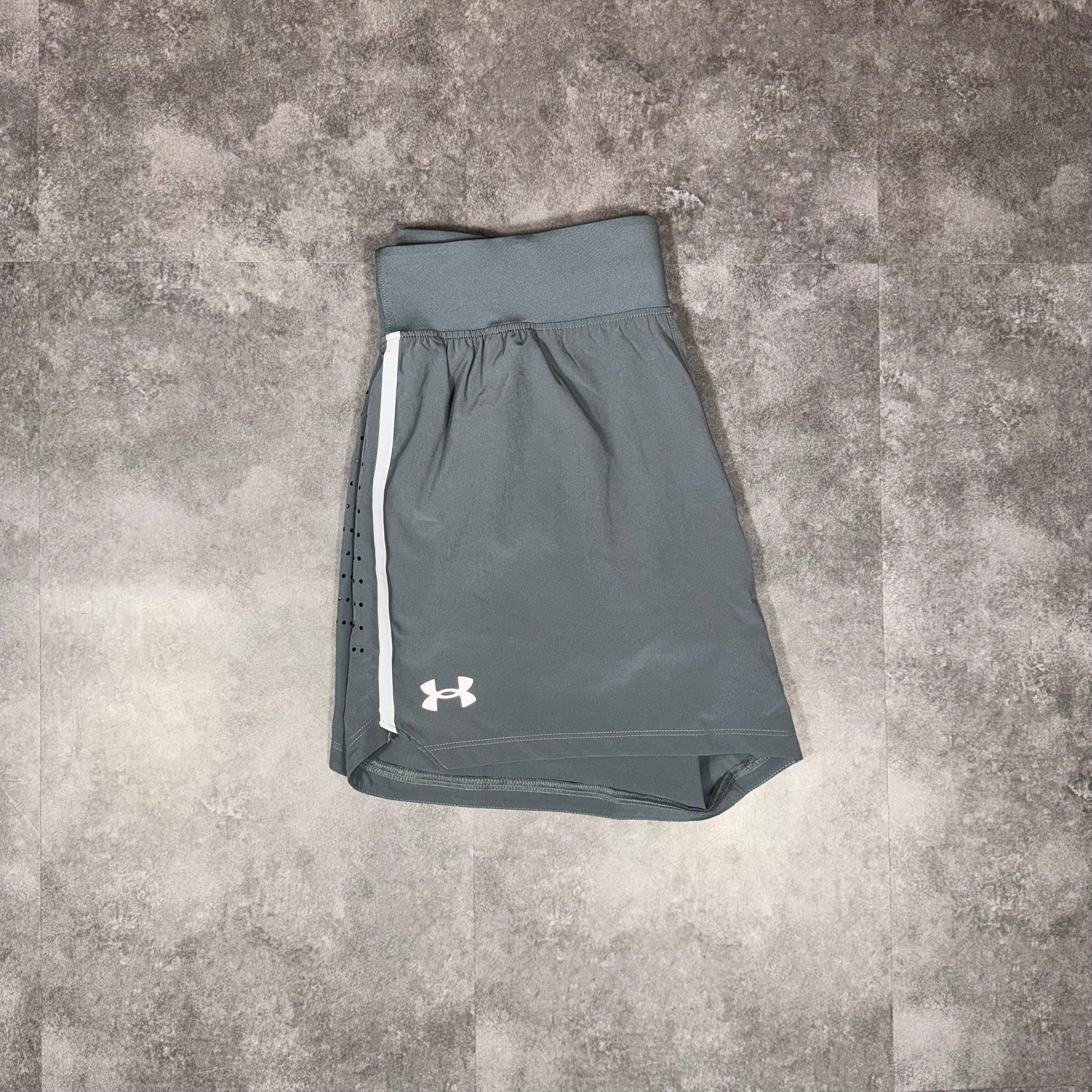 Under Armour Shorts Grey 5"